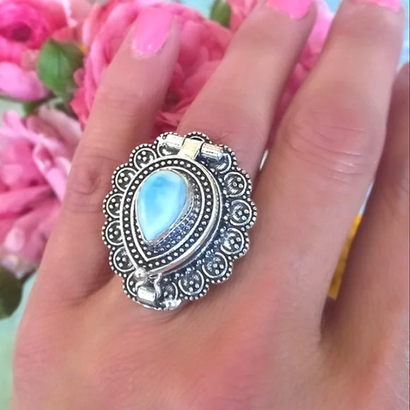 Poison Box Larimar Ring - Picture 4 of 7